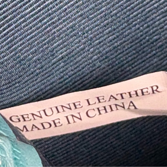 LAT for Bluefly Cerulean Croc Embossed Genuine Leather Convertible Clutch Purse - Picture 7 of 13